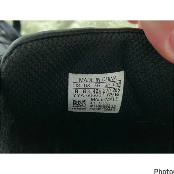 Adidas - Picture 7 of 7